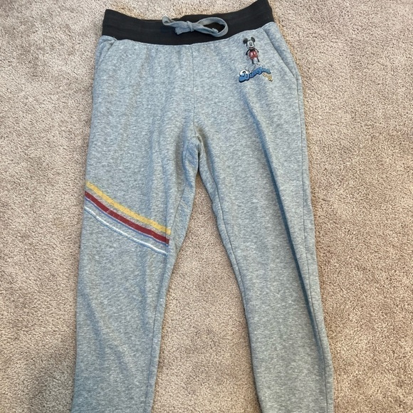 𝅺disney Parks Women’s Gray Mickey Joggers Size Large - Picture 2 of 8